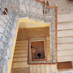 Residenza Emilia , Venice Italy